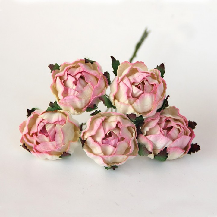 Цветочки ранункулюсы, молочно-розовые 2,5-3 см.