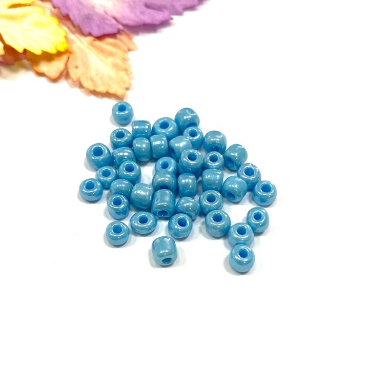 Бисер перламутровый голубой, 15 гр. 6/0
