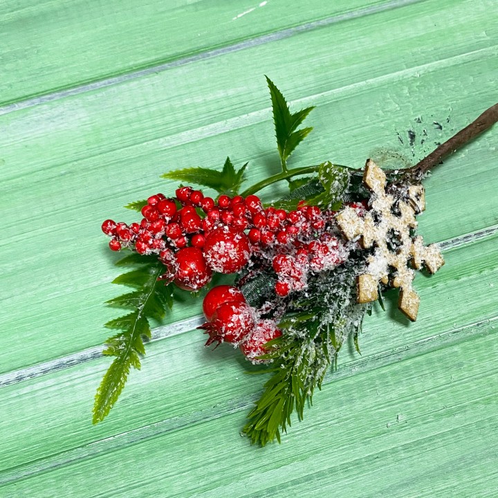 Декоративная веточка красная со снежинкой, 17см.