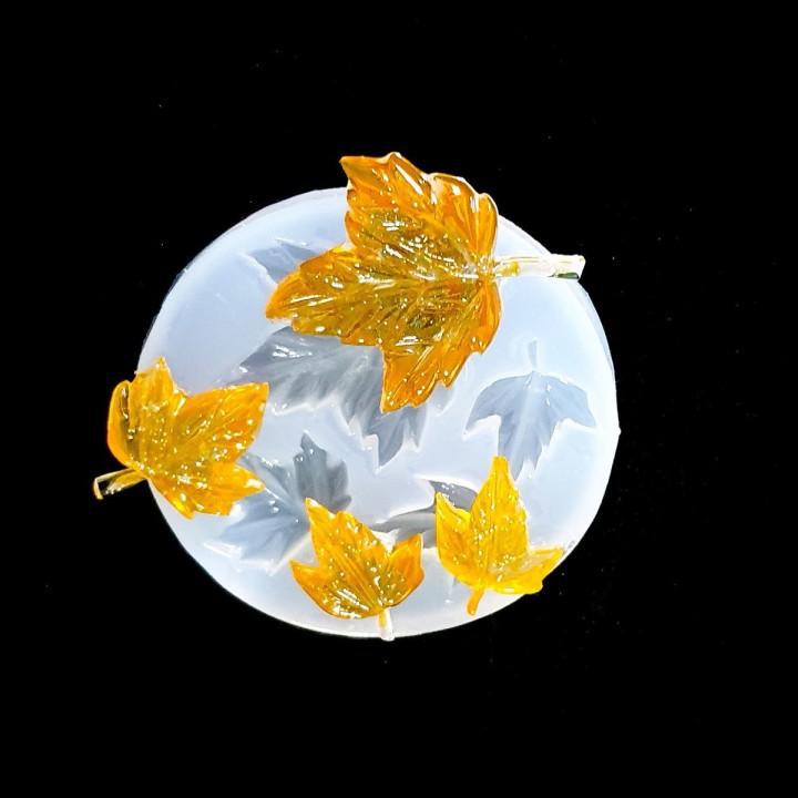Молд силиконовый - Осенние листья 6см.