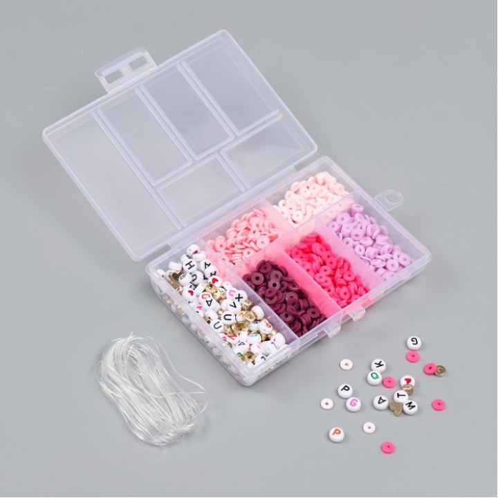 Набор бусин в шкатулке розовые 12х8х2см.